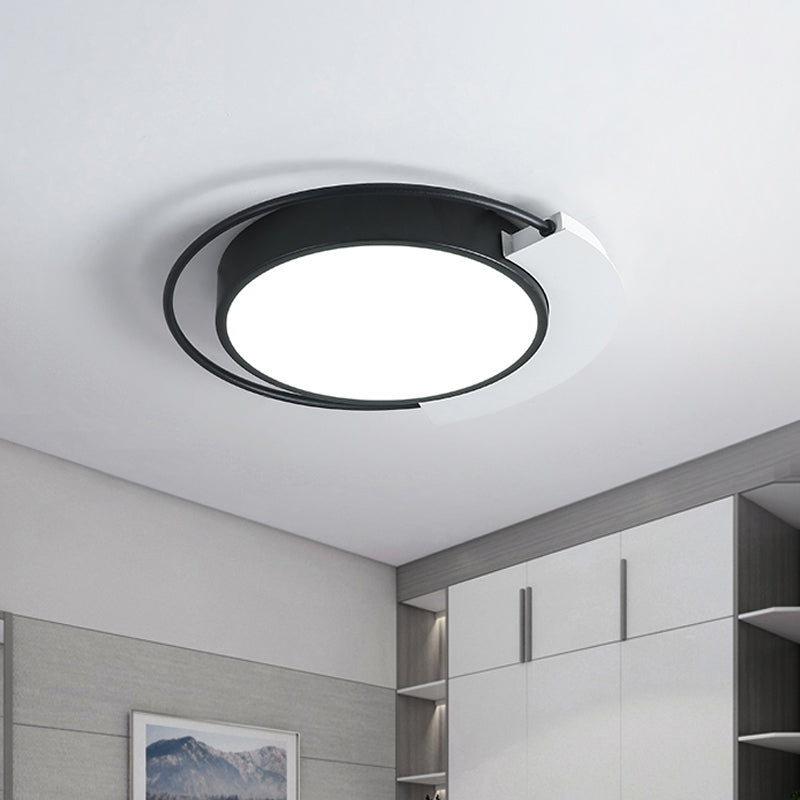 Round Metal Ceiling Flush Modernism White and Black LED Flush Mounted Light in White/Warm Light for Bedroom, 18"/21.5" W
