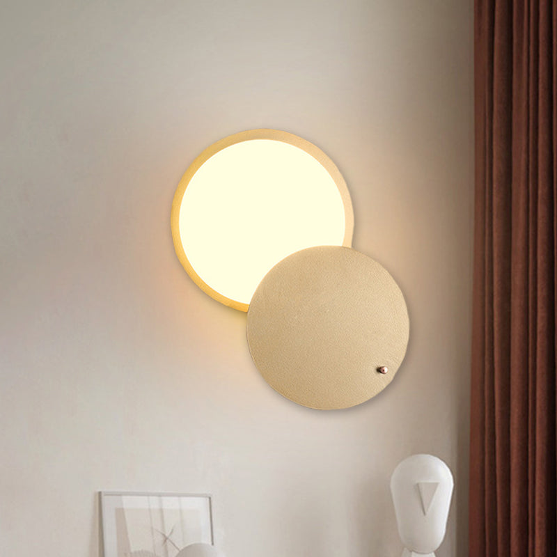 Metal Round Wall Sconce Light Contemporary LED Wall Lamp Fixture in Gold with Rotatable Design