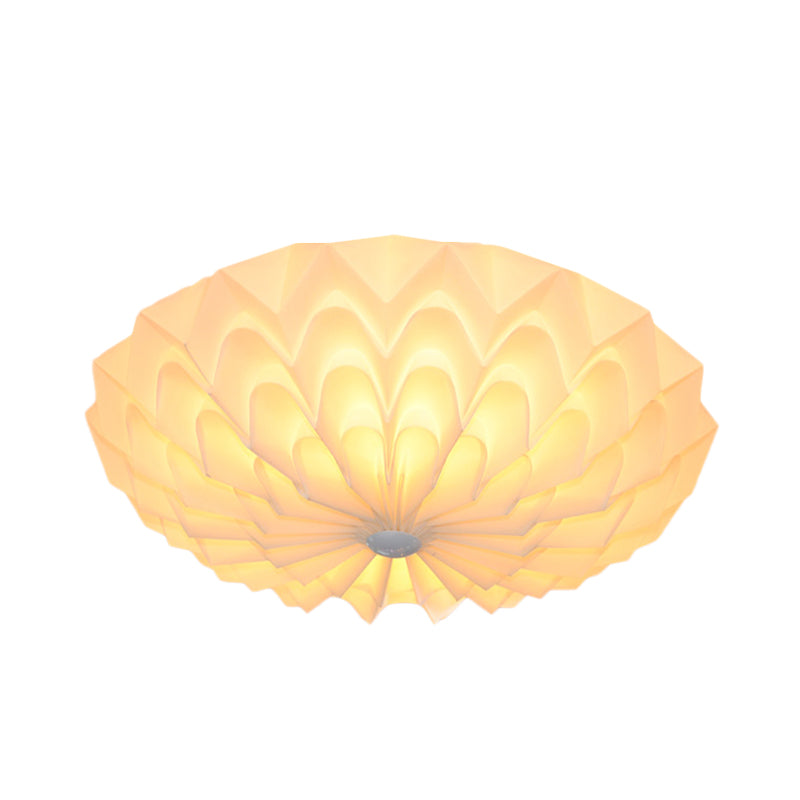 3 Köpfe Schlafzimmer Flush Montage Licht Armatur Modernist Weiß Finish Flush Lampe mit Faltschüssel Acryl Schatten