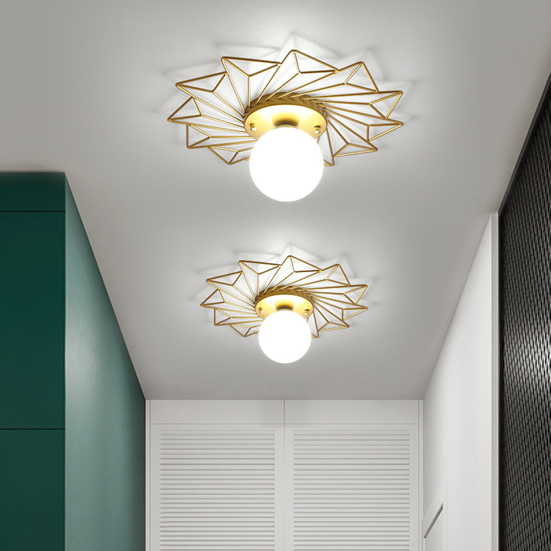 Industrial Ceiling Light Creative Flush Mount Ceiling Light Fixture with Glass Shade