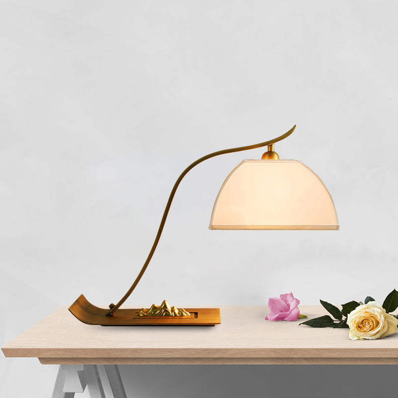 Zelt Schlafzimmer Reading Buch Hellstoff 1 Kopf weiße Nachttischlampe mit Messingrohr Arm