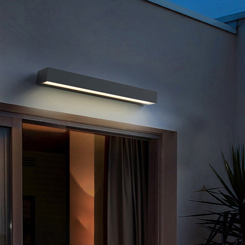 Modern Black Wall Lamp LED Wall Mount Lamp with Glass Shade for Garden