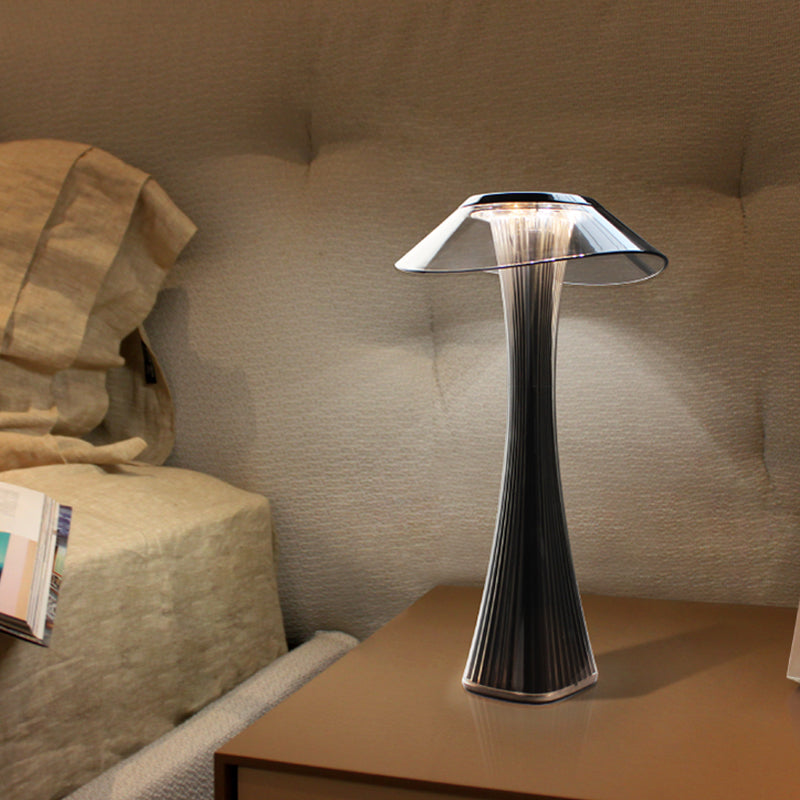 Pequeña iluminación de escritorio de cintura bonita lámpara de mesa gris acrílica contemporánea