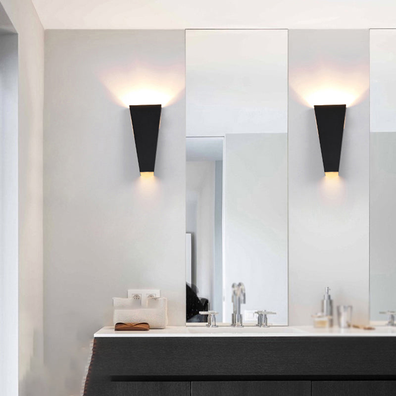 LED Wall Lamp Modern Style Wall Mount Lamp with Iron Shade for Bedroom