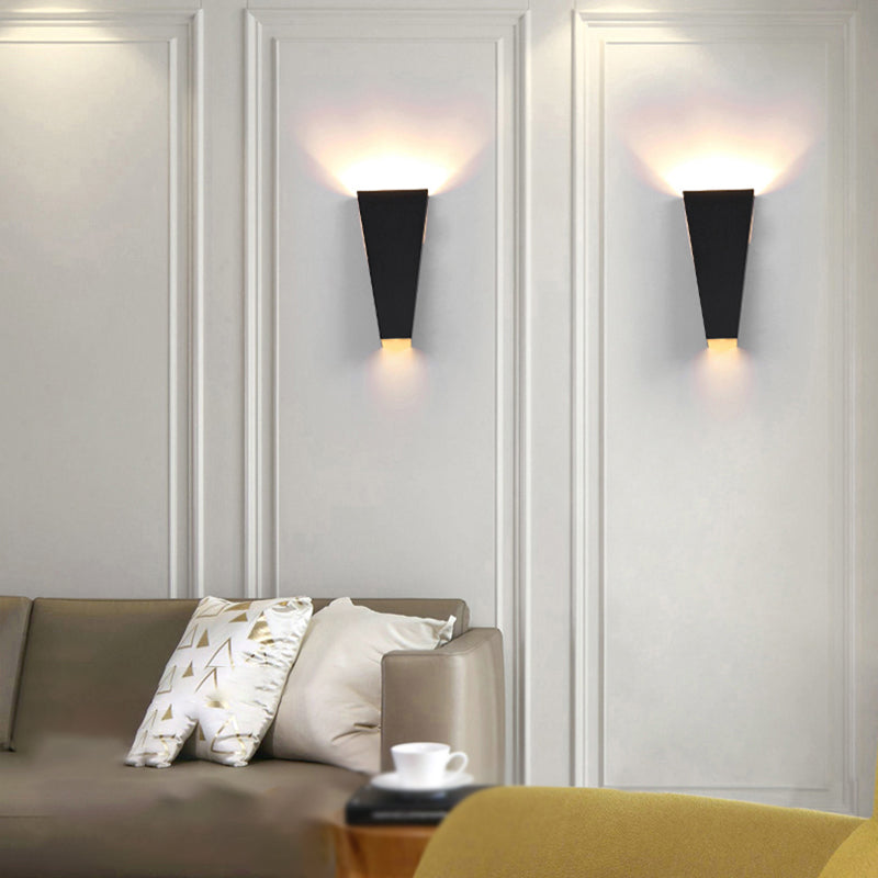 LED Wall Lamp Modern Style Wall Mount Lamp with Iron Shade for Bedroom