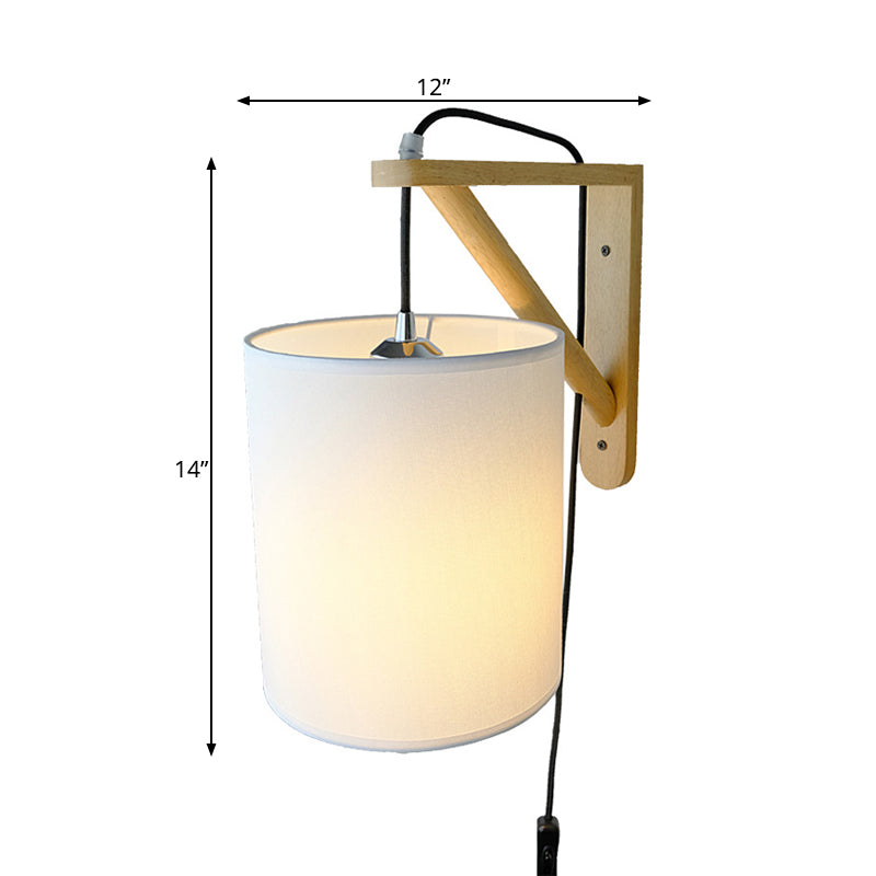 Blanc Cylindrical Fabric Light Light Sconce Style japonais Boule en bois 1-Bulb dans la lampe à montage mural