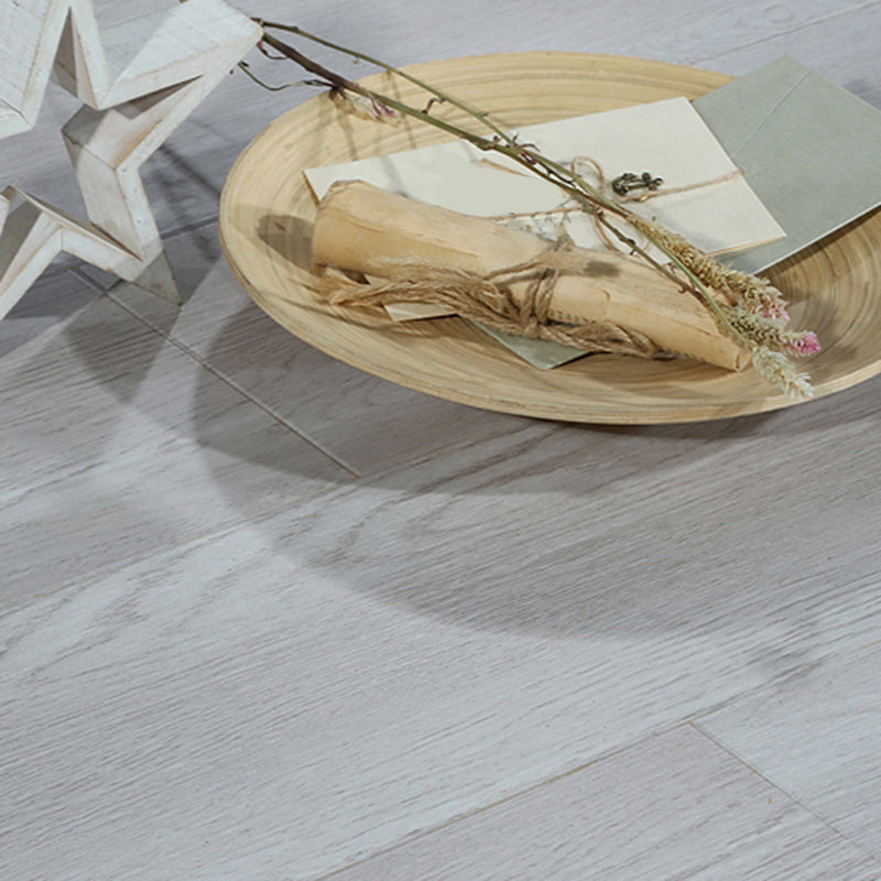 Traditional Flooring Planks Solid Wood Water Resistant Click Lock Wooden Floor