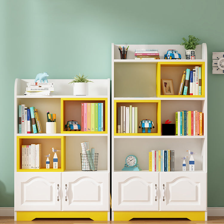Scandinavian Standard Kids Bookcase Manufactured Wood Shelf in Matte