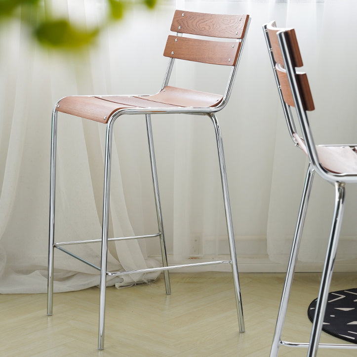 Modern Armless Backrest Counter Stool Iron Bar Stool with Wooden Seat and Pedal for Cafe