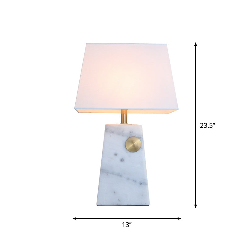Lámpara de escritorio de mármol de 1 luz moderna con iluminación de mesa de noche trapezoidal blanca con pantalla de tela para mesita de noche