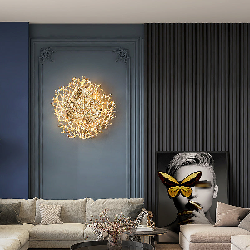 Metal Shade Wall Lamp Modern Style Unique Gold Shape Wall Mounted Lighting for Bedroom