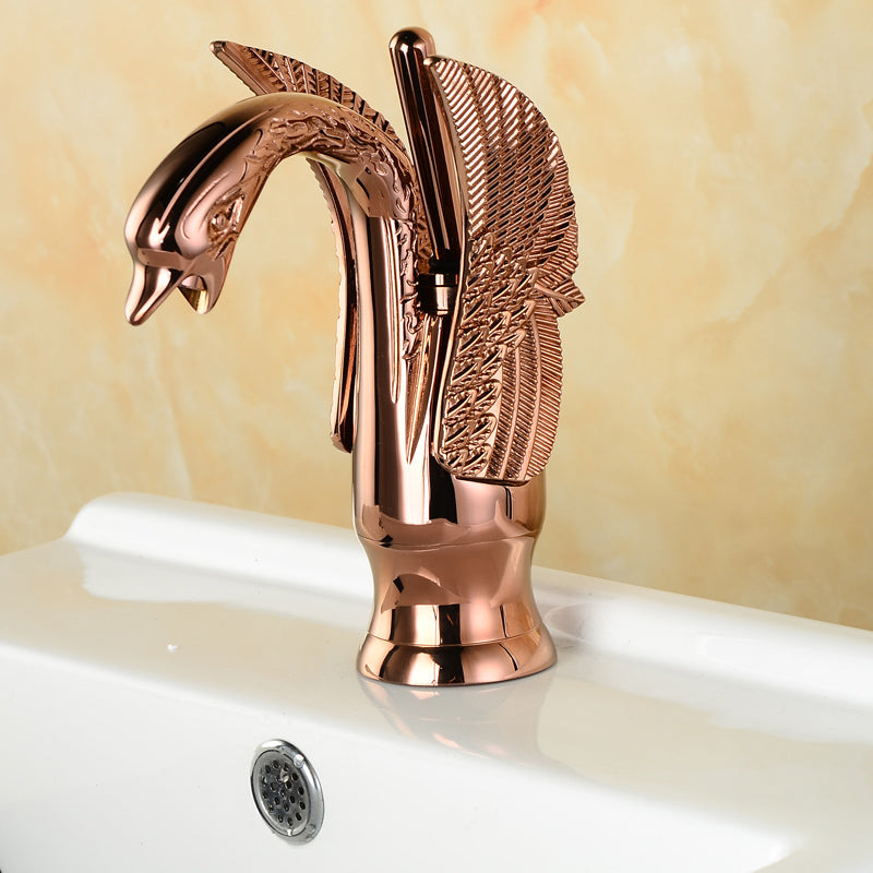 Traditional Wide Spread Bathroom Faucet 1-Handle Lavatory Faucet
