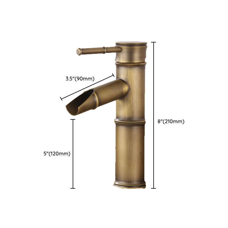 Vintage Wide Spread Bathroom Faucet 1-Handle Lavatory Faucet