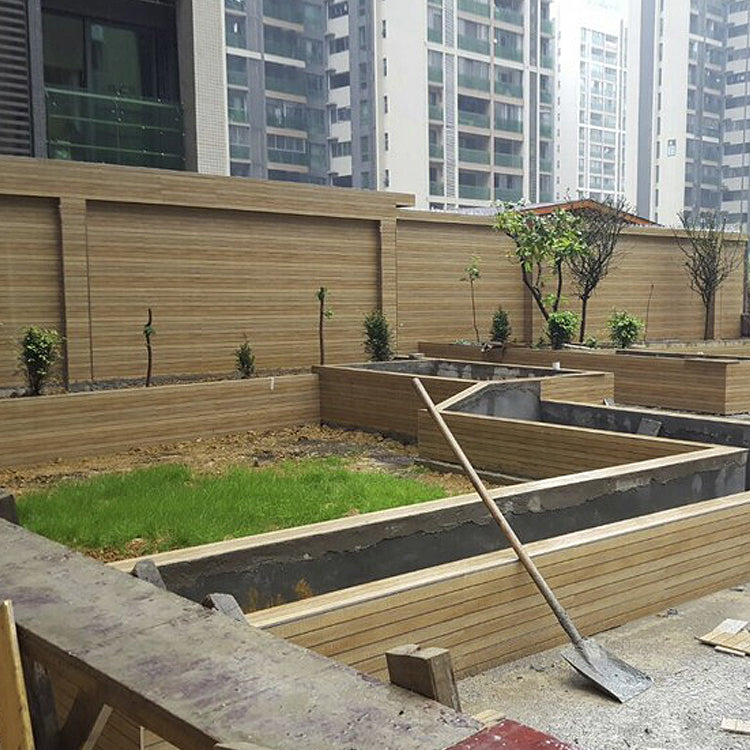 Outdoor Snapping Deck Tiles Striped Composite Wooden Deck Tiles