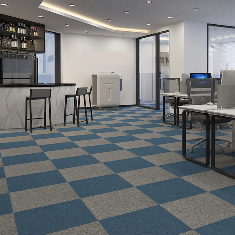 Modern Carpet Tiles Self Adhesive Multi Level Loop Fade Resistant Carpet Tile