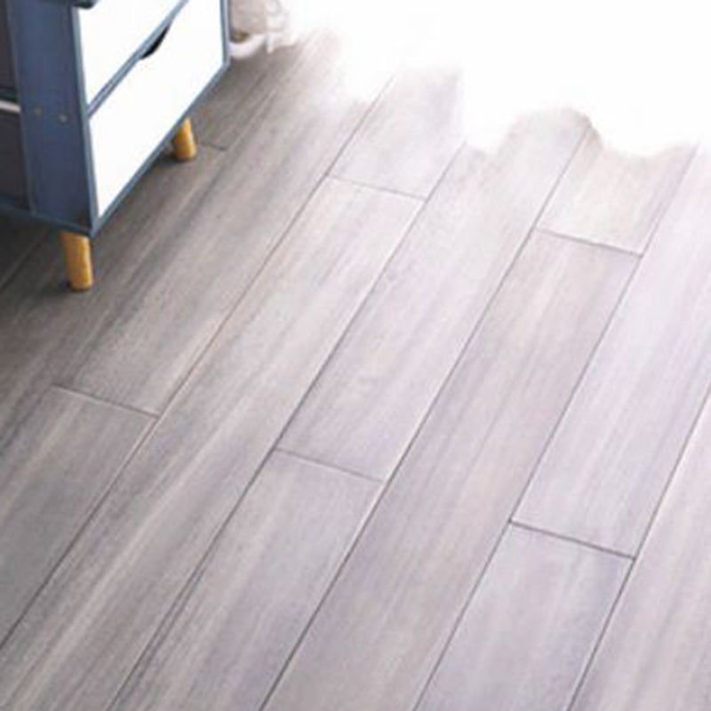 Modern Flooring Planks Water Resistant Click-Locking Hardwood Deck Tiles