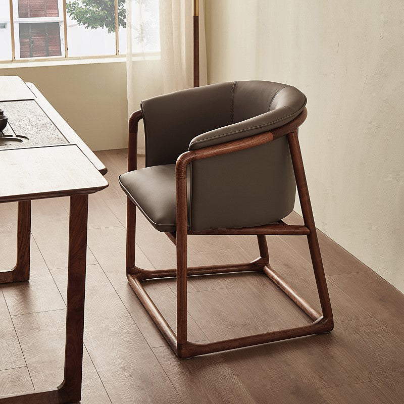 Modern Style Dining Chair Leather Wooden Base Arm Chair for Home Use
