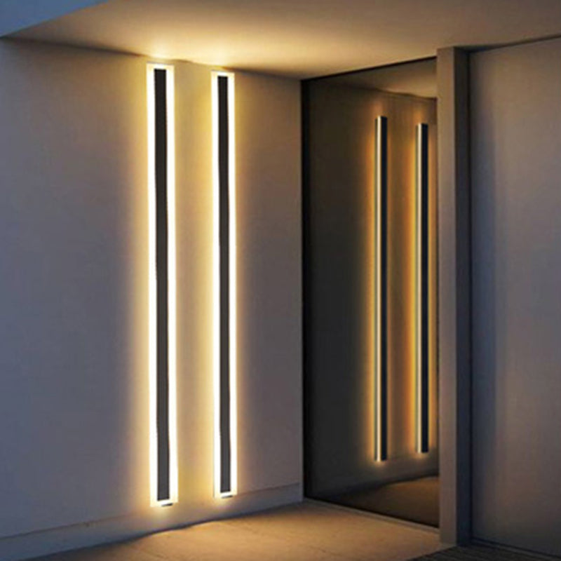 Simple Linear Wall Lamp Metal 1 Light Wall Light Fixture in Black