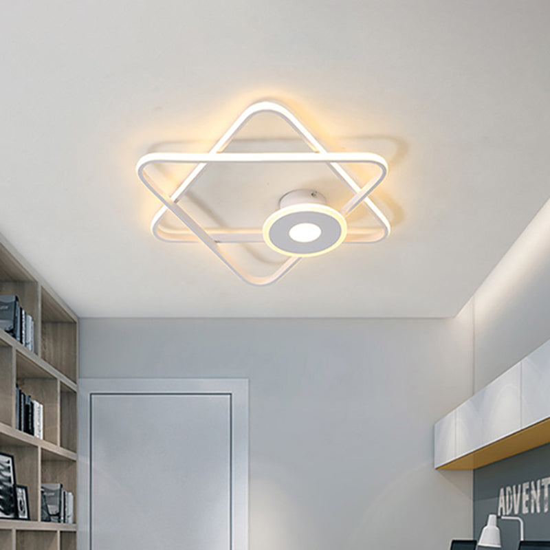 Schwarz/Weiß Doppeldreieckige Rahmen Deckeneinbau Minimalistische Acryl LED Flush Leuchte im warmen/weißen Licht