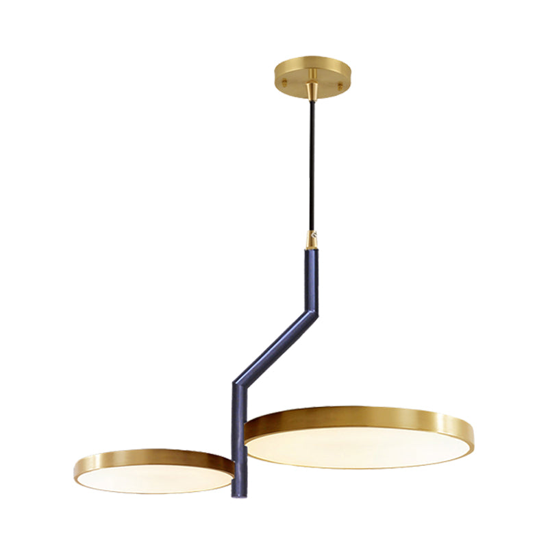 2 teste soggiorno il lampadario sospeso moderno moderno asta curva nere e oro progettata lampada sospensione a soffitto con tonalità metallica rotonda