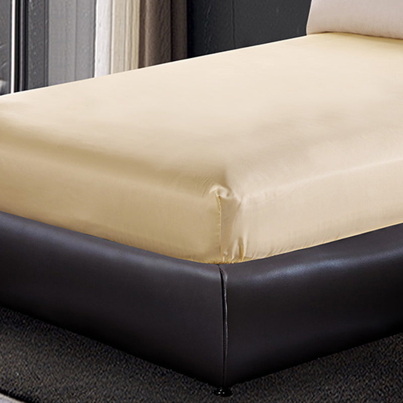 Elegant Silk Bed Sheet Wrinkle Resistant Non-Pilling Soft Bed Sheet