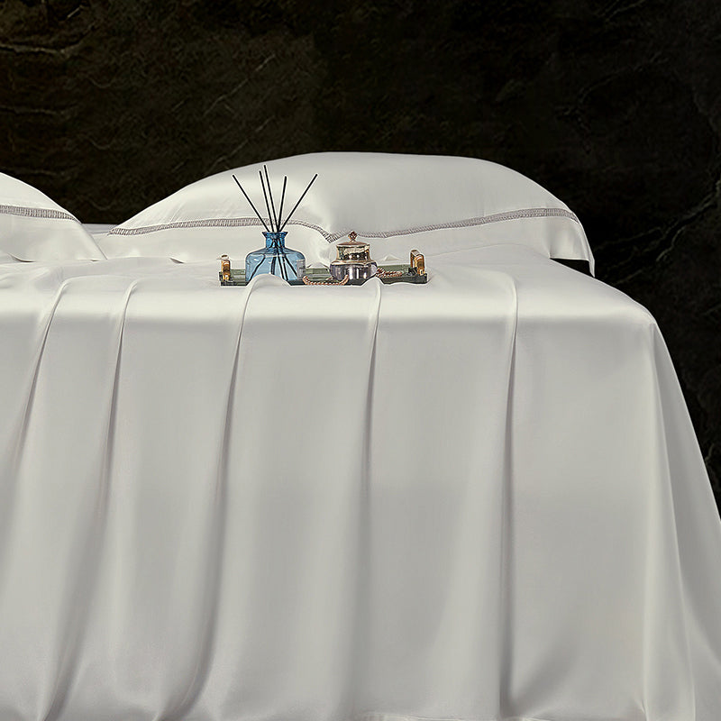 Elegant Silk Bed Sheet Wrinkle Resistant Non-Pilling Soft Bed Sheet