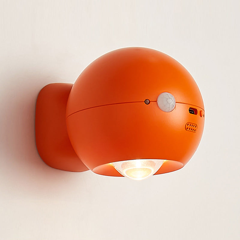 Modernism Single Polished Wall Mounted Sconce Metal Wall Light for Bedroom