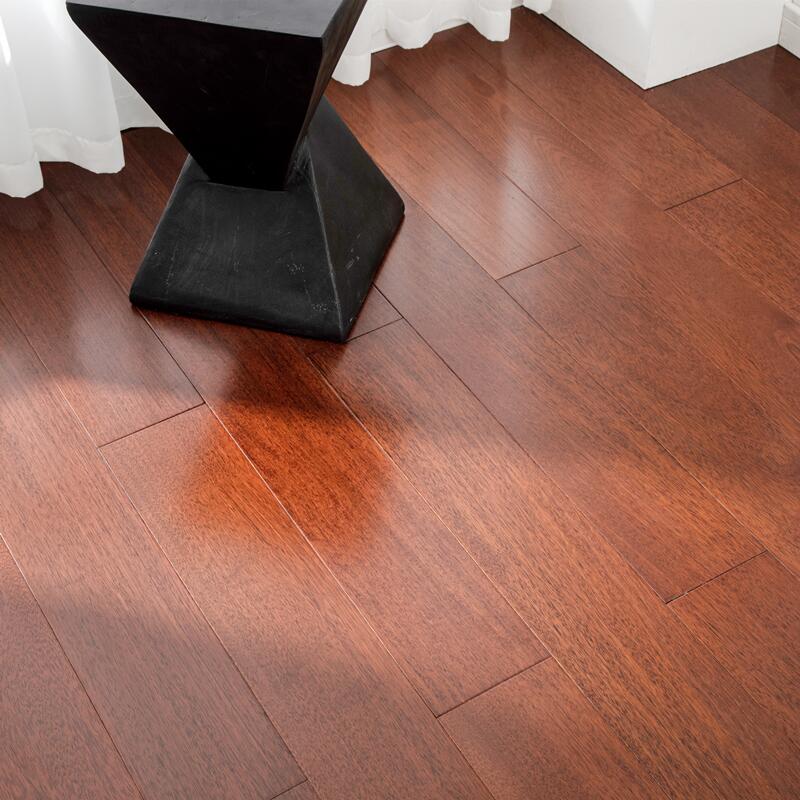 Tradition Hardwood Flooring Oak Click Lock Rectangle Wood Flooring