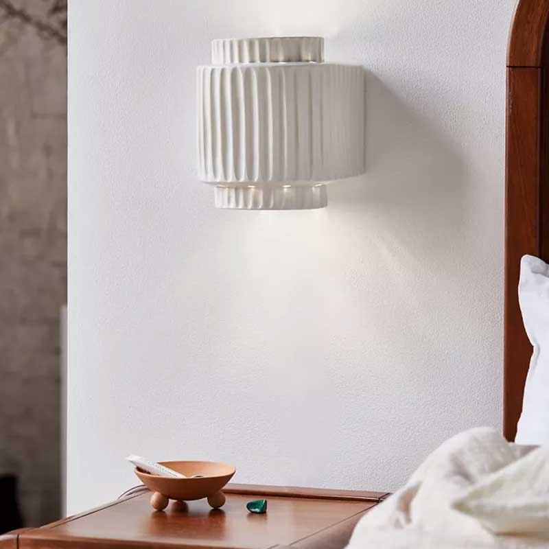 Resin Shade Wall Lamp Modern Style White Shape Wall Mounted Lighting for Bedroom
