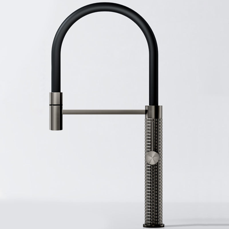 Traditional Single Level Kitchen Faucet Lead Free Metal Faucet