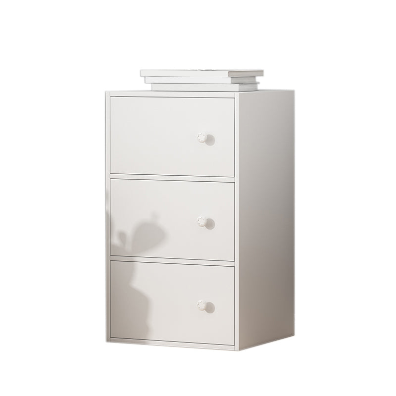 Knobs Accent Cabinet Manufactured Wood Modern Cabinet with Doors