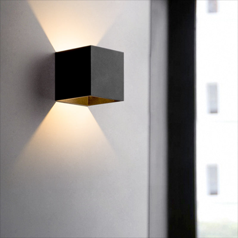 Modern Square Wall Lamp Simplicity Metal Wall Mounted Light Fixture
