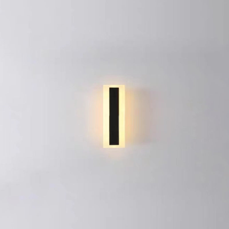 Metal Linear Shape Wall Sconces Modern 1 Light Wall Mount Light Fixture in Black