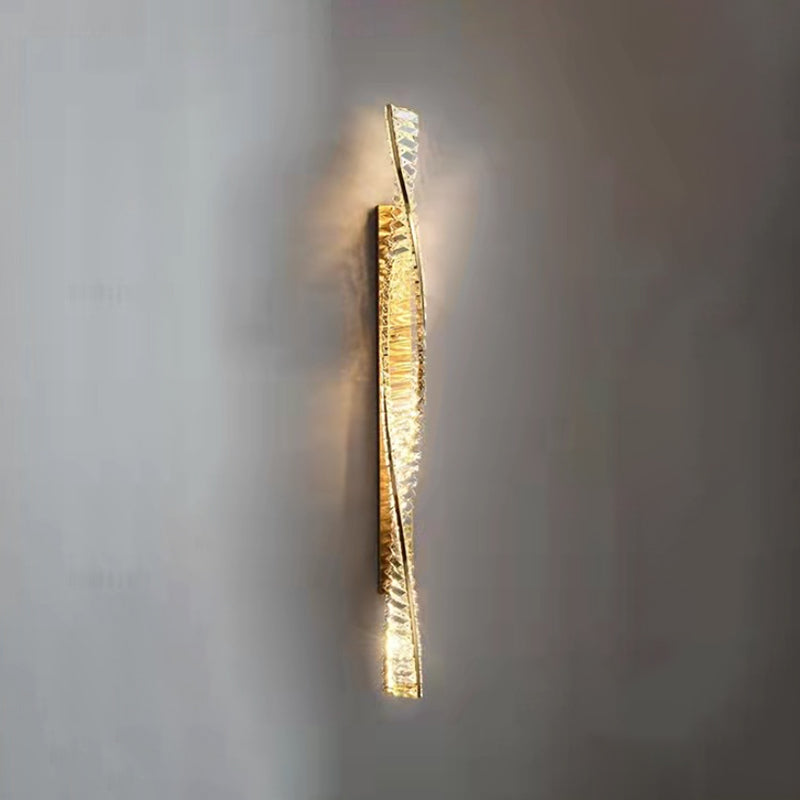 Geometric Shape Metal Wall Sconces Modern 1-Light Wall Mount Light Fixture in Gold