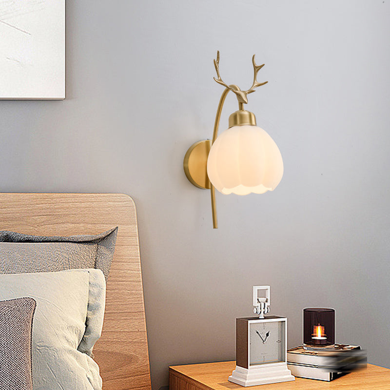 Gold Modern Metal Wall Sconce Bud Shape Wall Light with Glass Shade for Bedroom