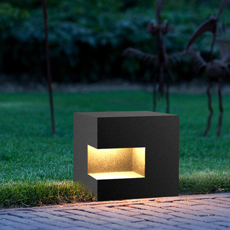 Black Square Pillar Lamp Waterproof Outdoor Light for Courtyard