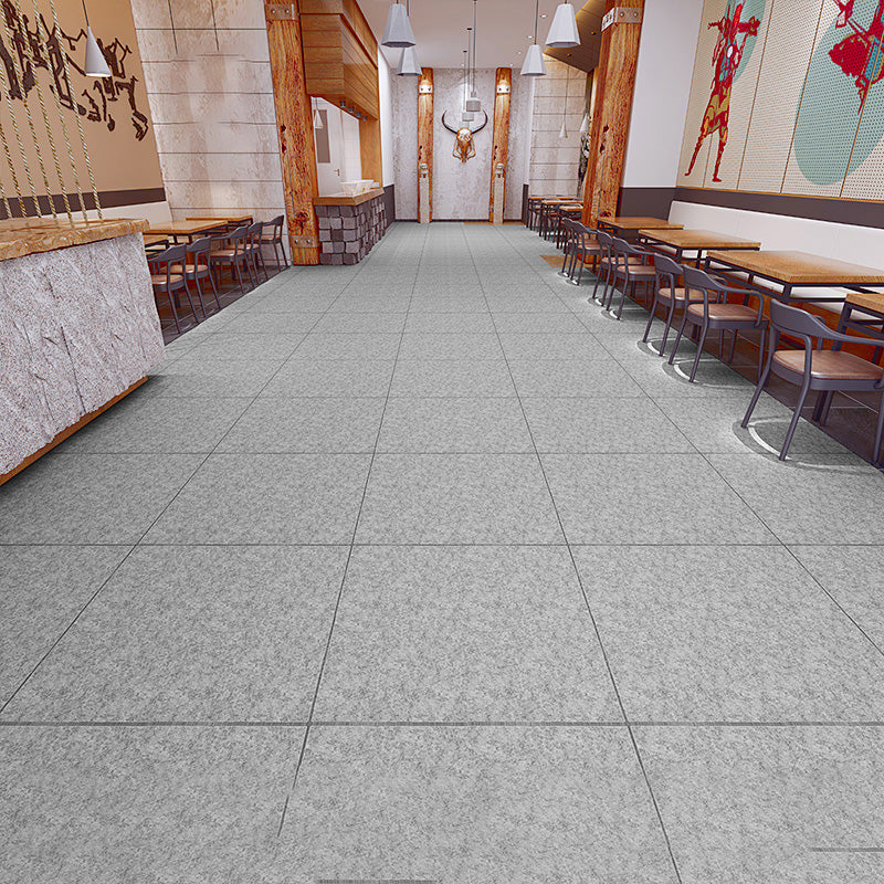 Waterproof PVC Flooring Wooden Effect Peel and Stick Scratchproof PVC Flooring