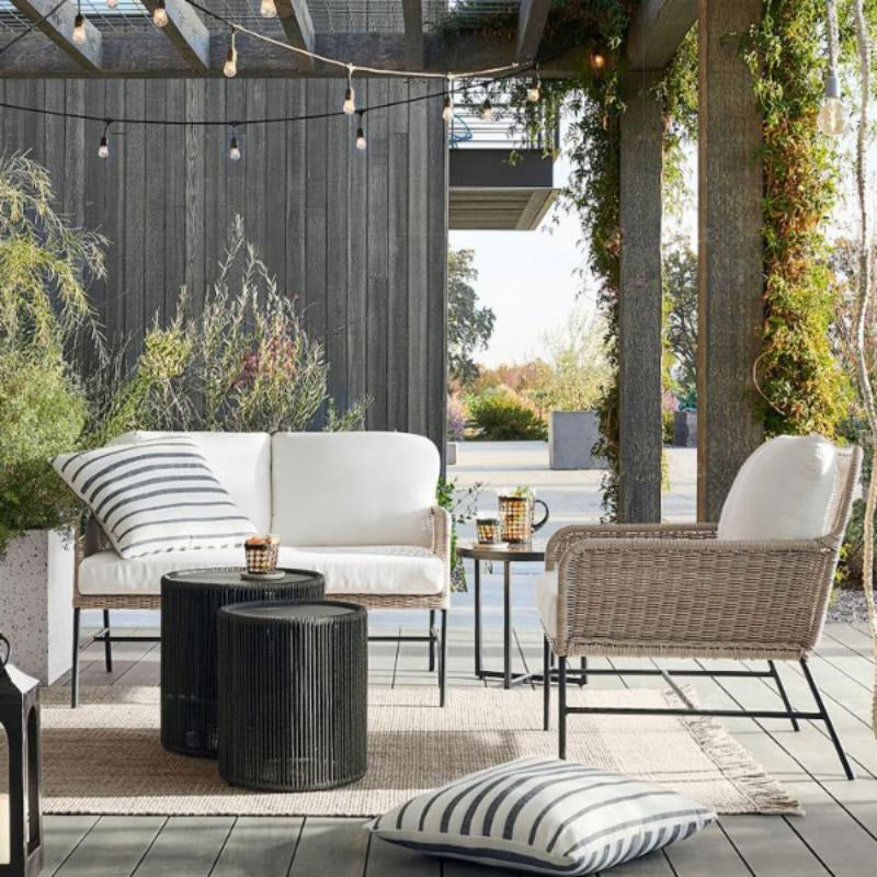 Metal Frame Outdoor Patio Sofa Industrial Cushion UV Resistant Patio Sofa