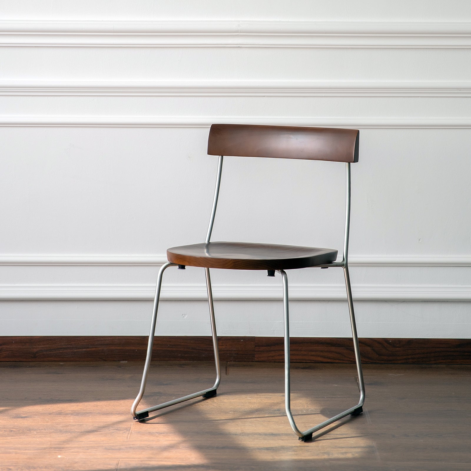 Modern Backrest Armless Wood Chair with Metal Legs for Dining Room
