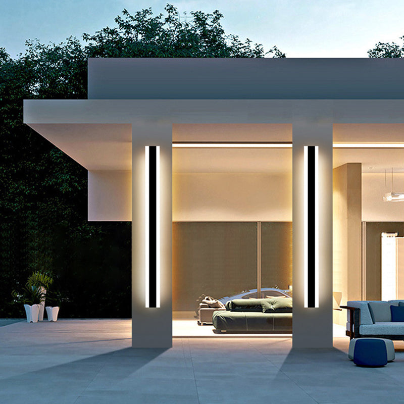 Metal Linear Shape Wall Light Modern Style 1 Light Wall Mount Lighting in Black