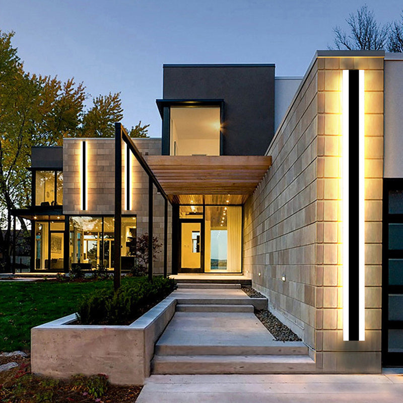 Metal Linear Shape Wall Light Modern Style 1 Light Wall Mount Lighting in Black