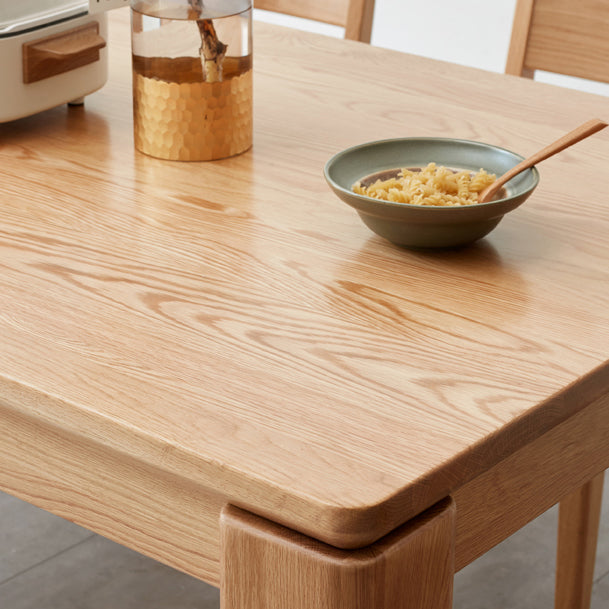 Rectangle 4 Legs Dining Table Solid Wood Dining Table in Natural and Walnut