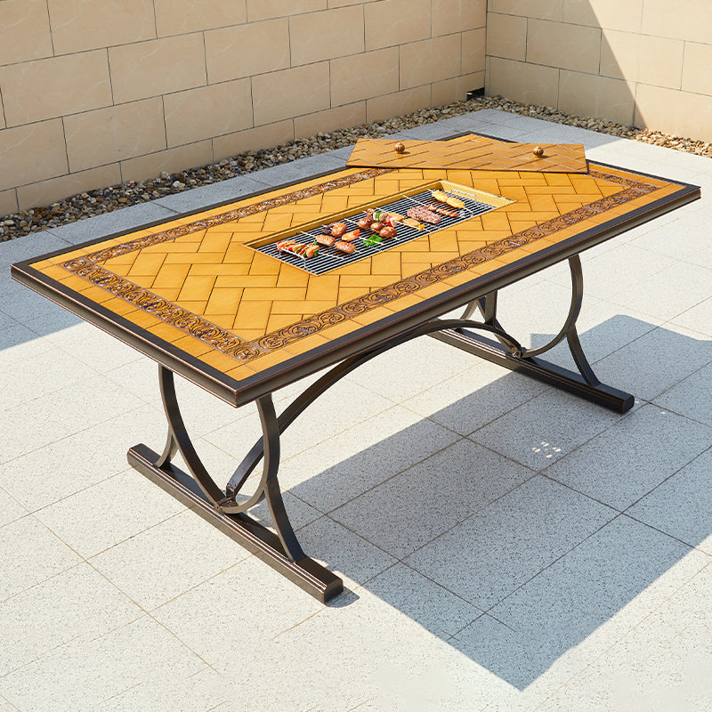Industrial Outdoor Dining Table Aluminum Fire Resistant Patio Table