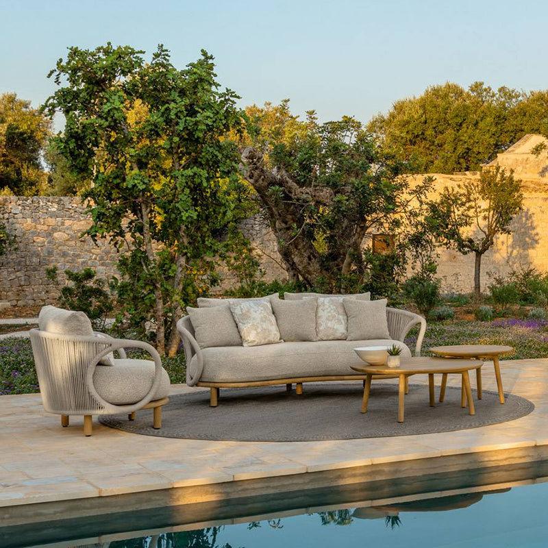 Minimalistic Patio Sofa Farmhouse Style Villa Outdoor Patio Sofa