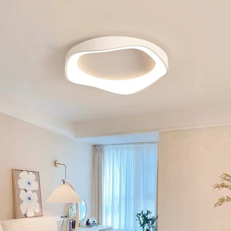 Geometric Shape Metal Flush Light Modern Style 1 Light Flush Mount Ceiling Lights in White