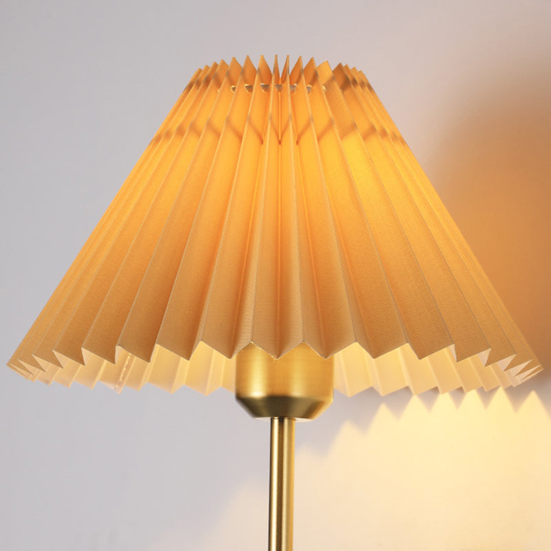 Single Contemporary Golden Bathroom Vanity Light Fabric Shaded Bath Bar