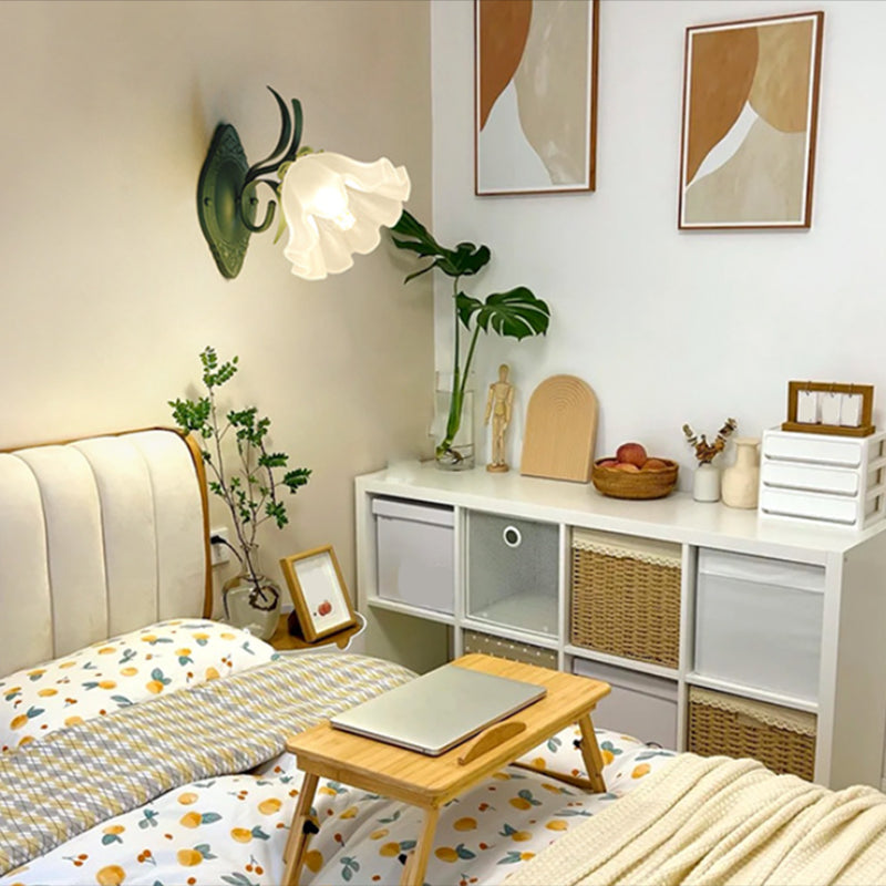 Flower Shape Metal Wall Sconces Modern 1/2-Lights Wall Mount Light Fixture in Green