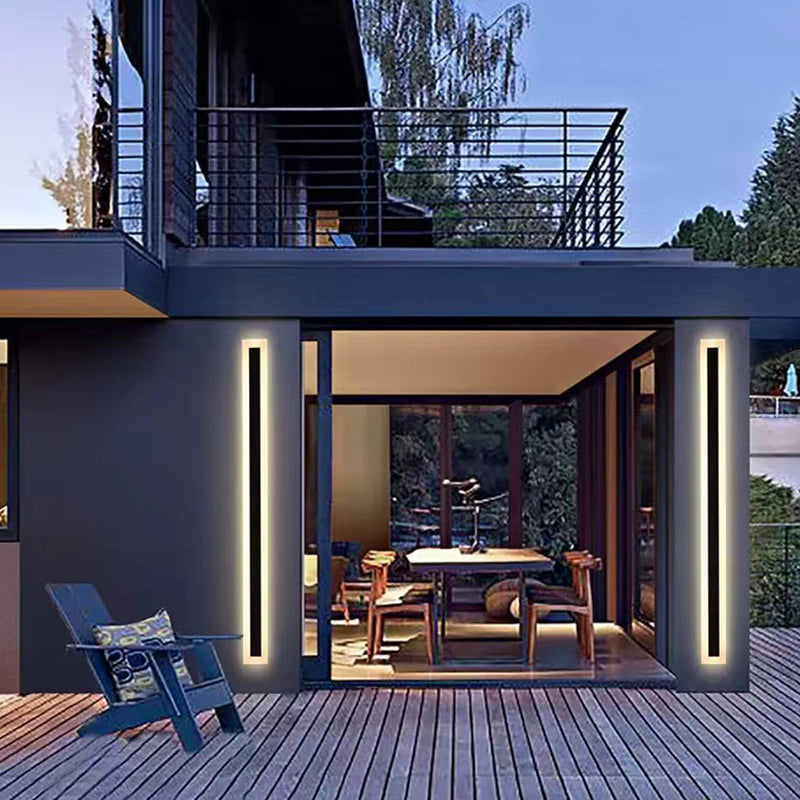 Linear Shape Metal Wall Sconces Modern 1-Light Wall Mount Light Fixture in Black