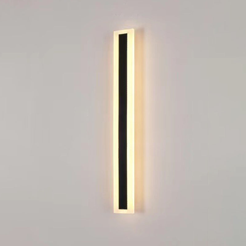 Linear Shape Metal Wall Sconces Modern 1-Light Wall Mount Light Fixture in Black