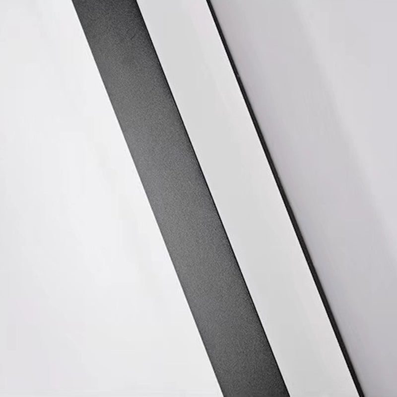 Linear Shape Metal Wall Sconces Modern 1-Light Wall Mount Light Fixture in Black